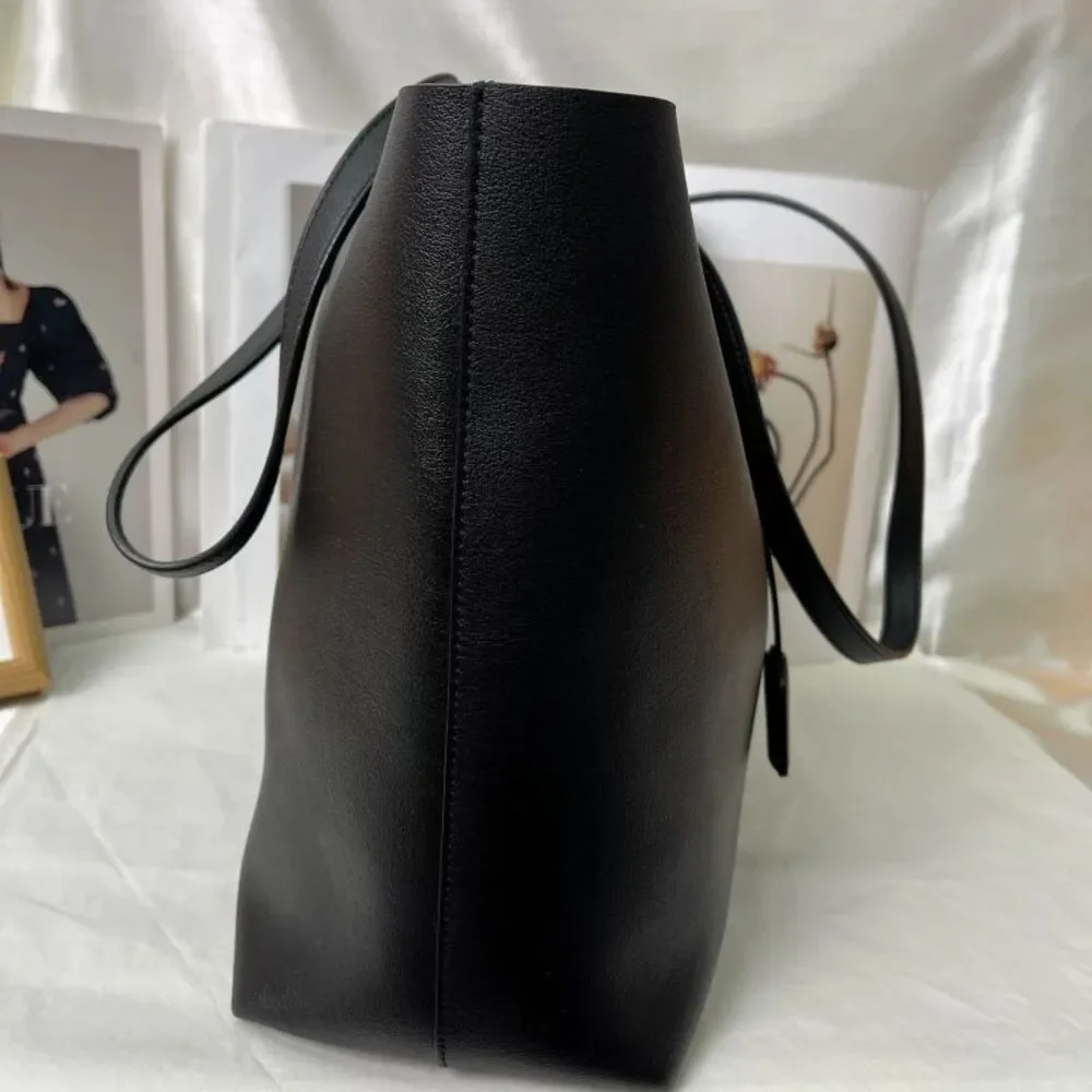 Saint Laurent Women Pre-Loved Bag Very Good Condition - Picture 4 of 9